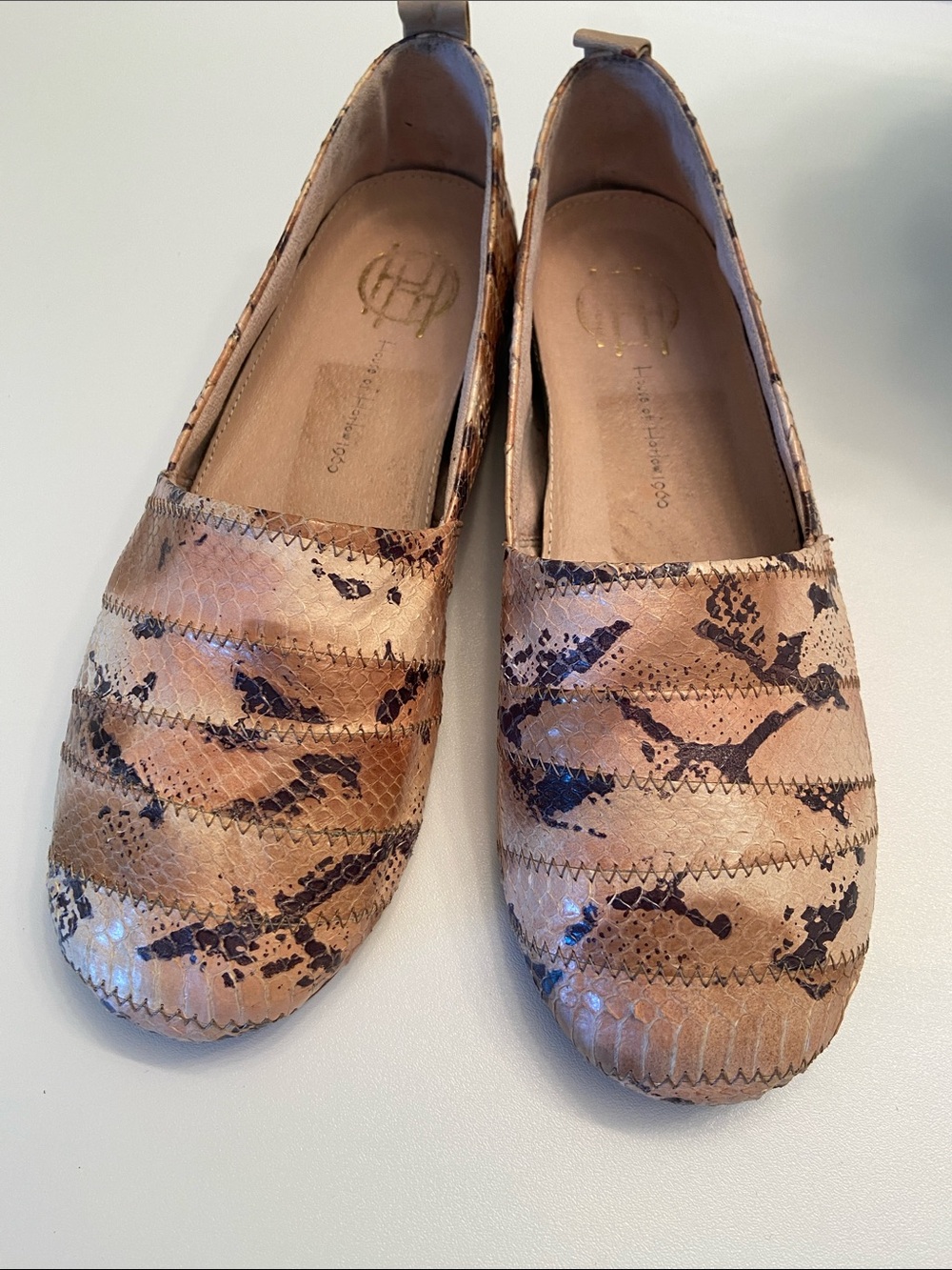House of Harlow 1960 Tan Snake-Print Slip-On Flats